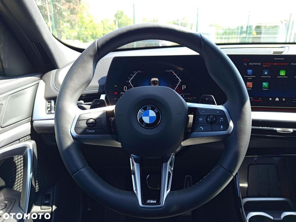 BMW X1 - 11