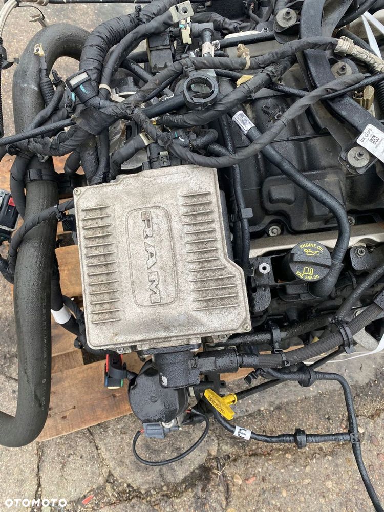 silnik kompletny 5.7 etorque dodge ram 1500 2019- - 9