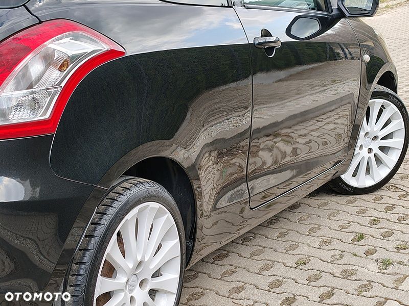 Suzuki Swift 1.2 BlackWhite - 34