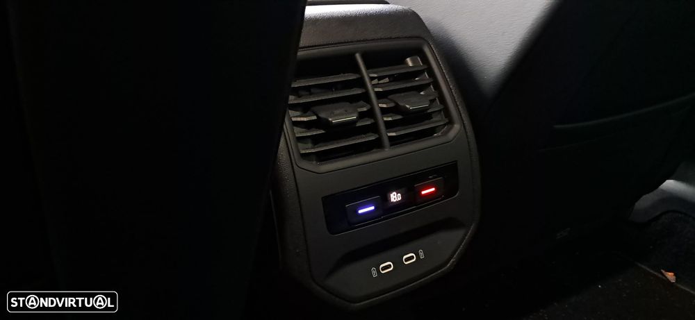 SEAT Leon ST 2.0 TDI FR DSG S/S - 12