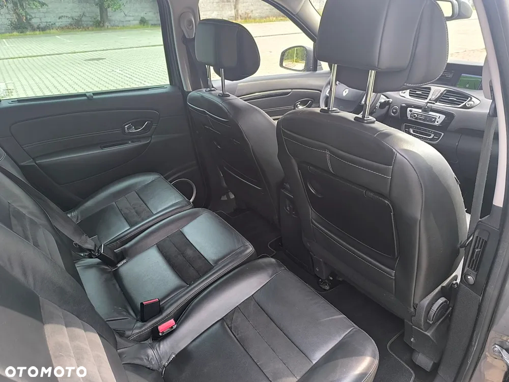 Renault Grand Scenic TCe 130 Bose Edition - 12