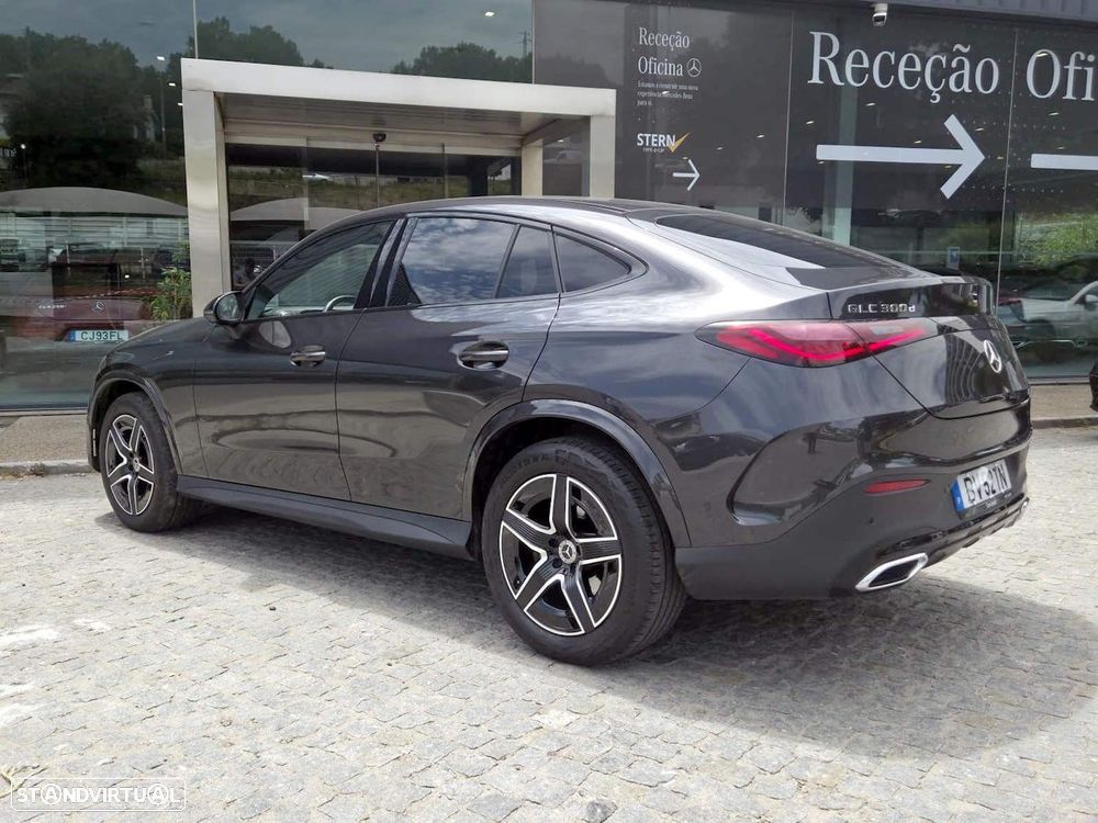 Mercedes-Benz GLC 300 d 4Matic - 11