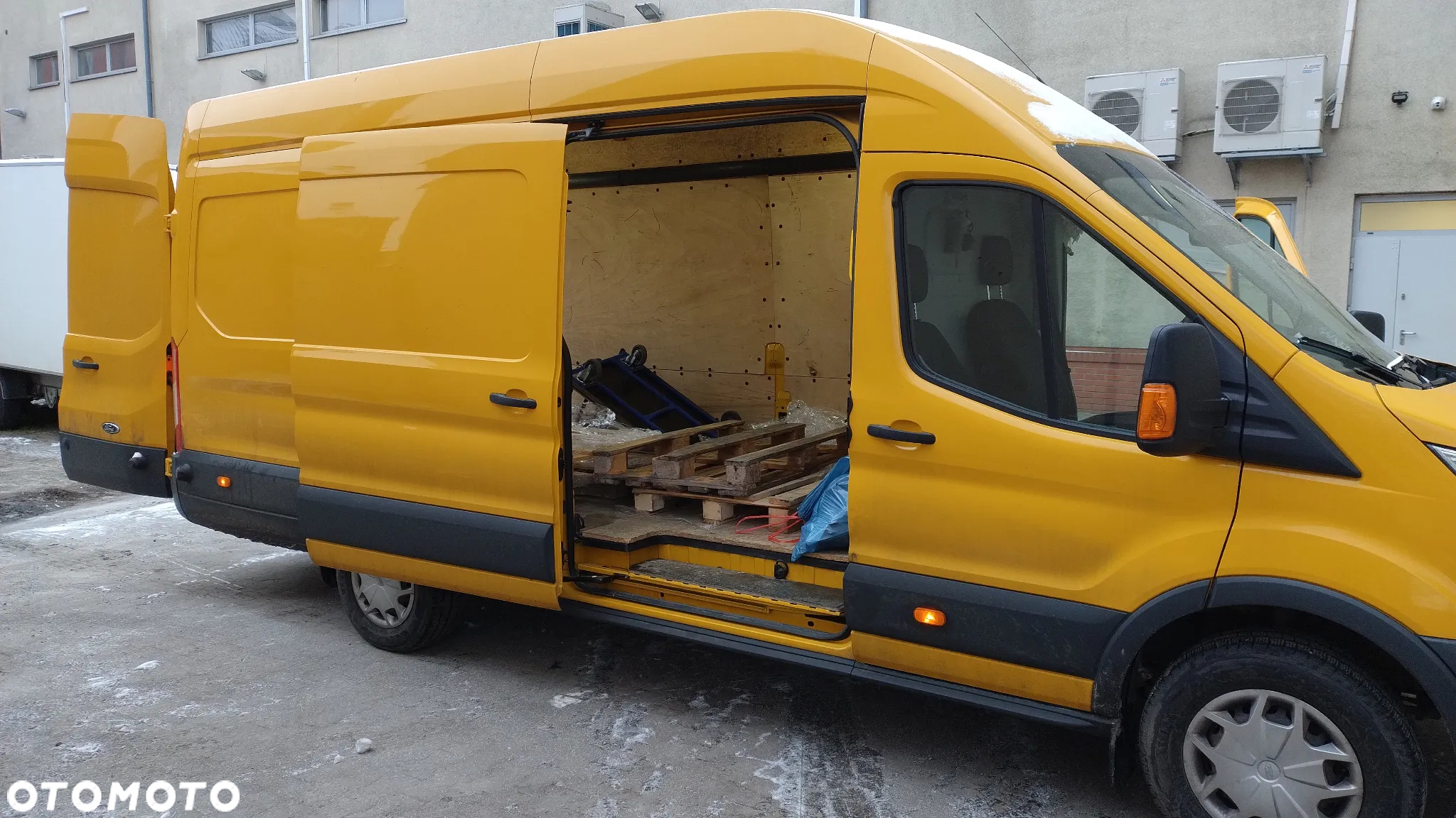 Ford TRANSIT - 2