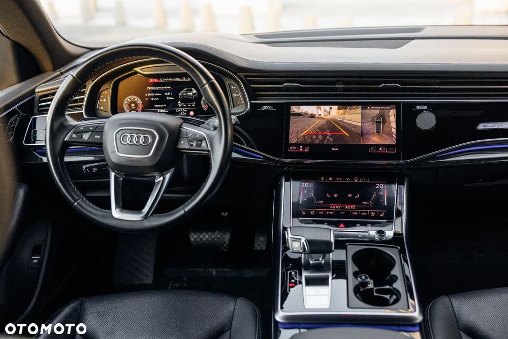 Audi Q8 - 7