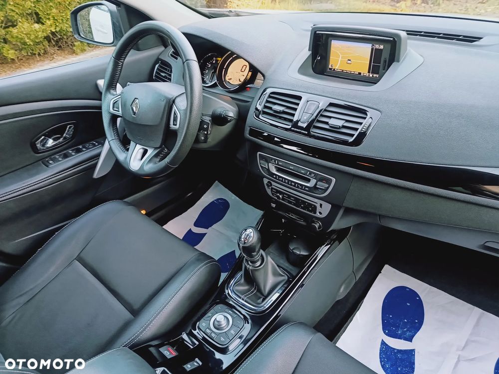 Renault Megane ENERGY dCi 130 Start & Stop Bose Edition - 5