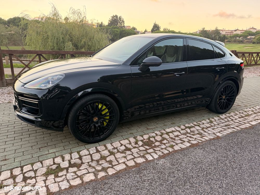 Porsche Cayenne Coupé Turbo S E-Hybrid - 1