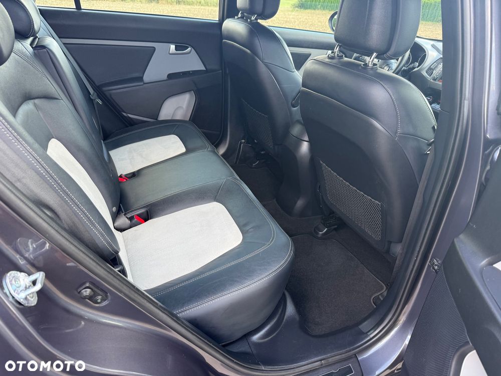Kia Sportage 2.0 CRDI 4WD Attract - 19