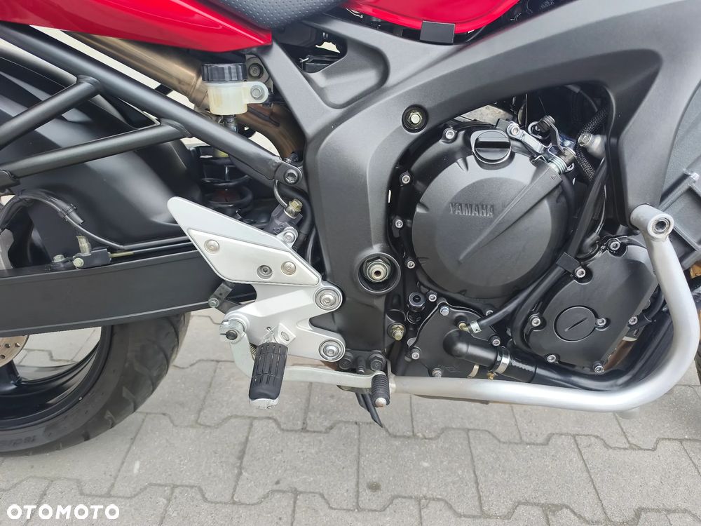 Yamaha FZ6 - 25