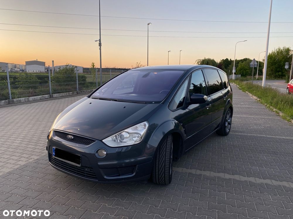 Ford S-Max 2.0 TDCi DPF Titanium - 1
