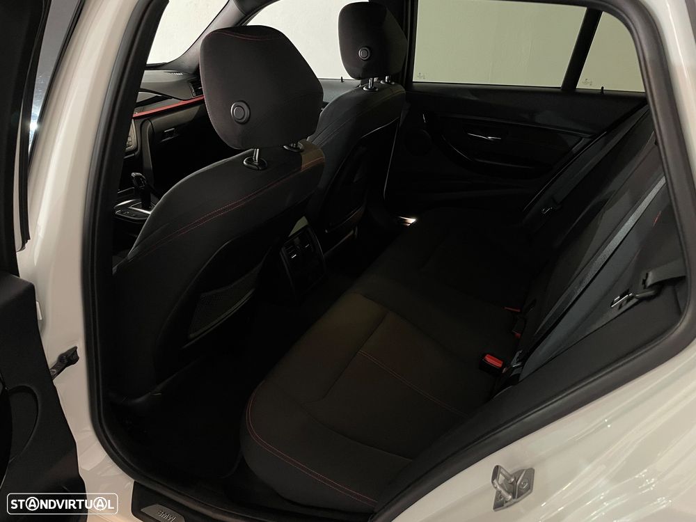 BMW 320 d Aut. Efficient Dynamics Edition Sport Line - 13