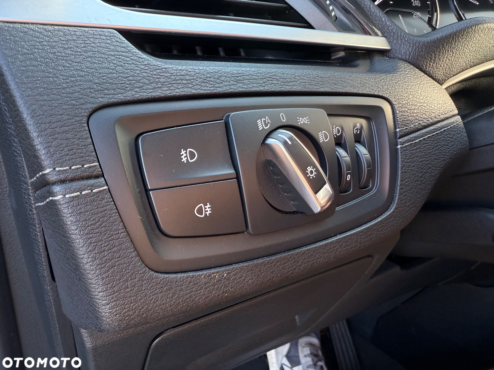 BMW X1 sDrive20i - 13