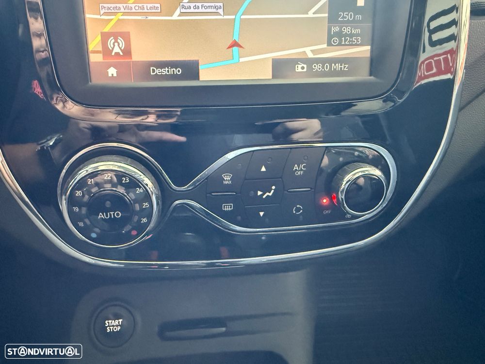VW Golf 1.6 TDi Style - 13