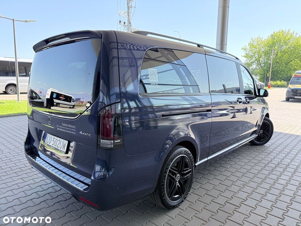 Mercedes-Benz Klasa V - 9