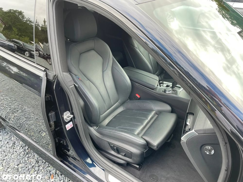 BMW 6GT 620d - 24