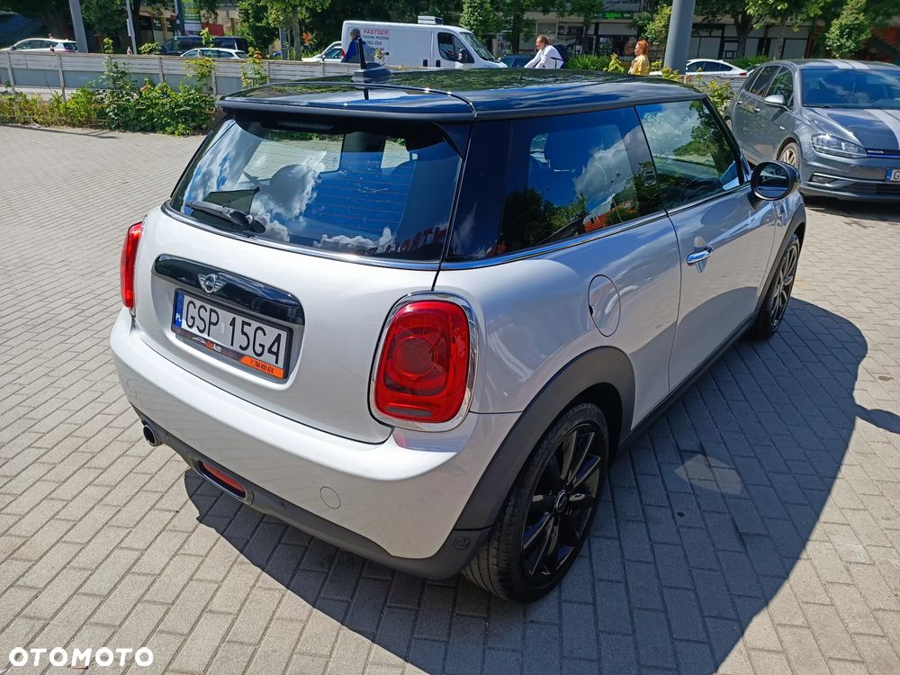 MINI Cooper Standard - 8