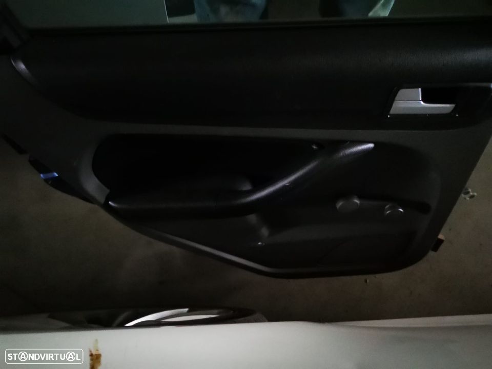 FORD FOCUS II CARRINHA PORTA TRAS ESQUERDA - PT221 - 3