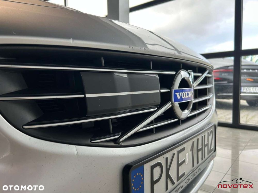 Volvo V60 D4 Geartronic Summum - 6