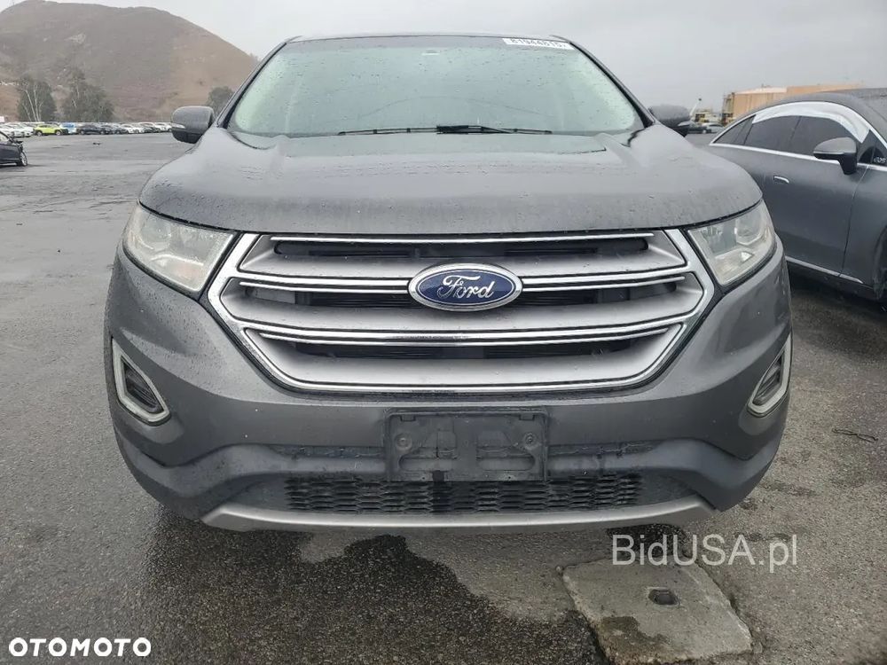 Ford Edge - 1