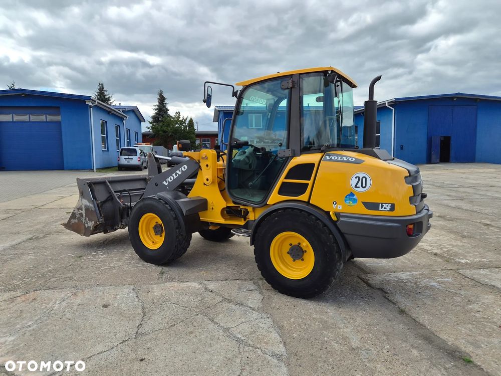 Volvo L 25 F - Z spr z Niemiec