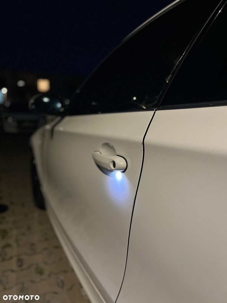 BMW Seria 1 118d - 12
