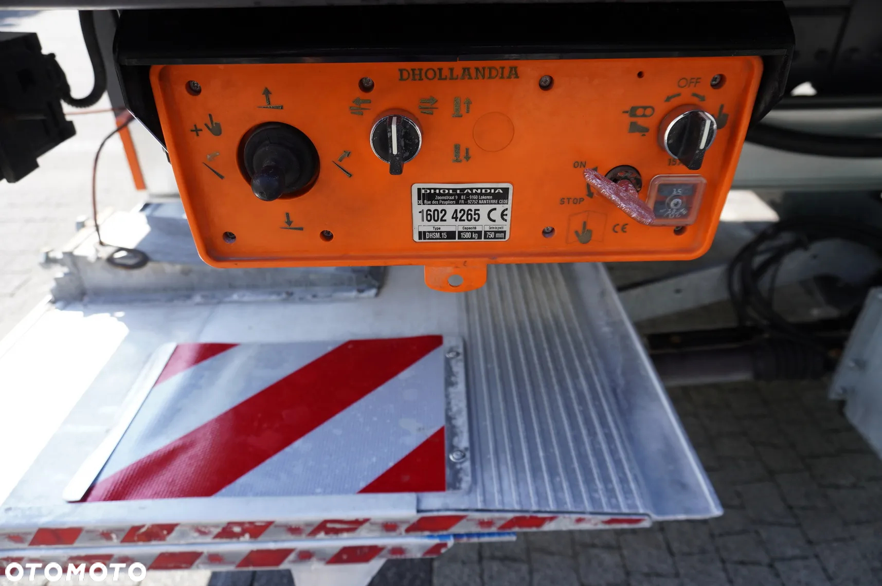 Mercedes-Benz Atego 1318 E6 / kontener 20 palet / winda / 90 tys.km !!! - 20