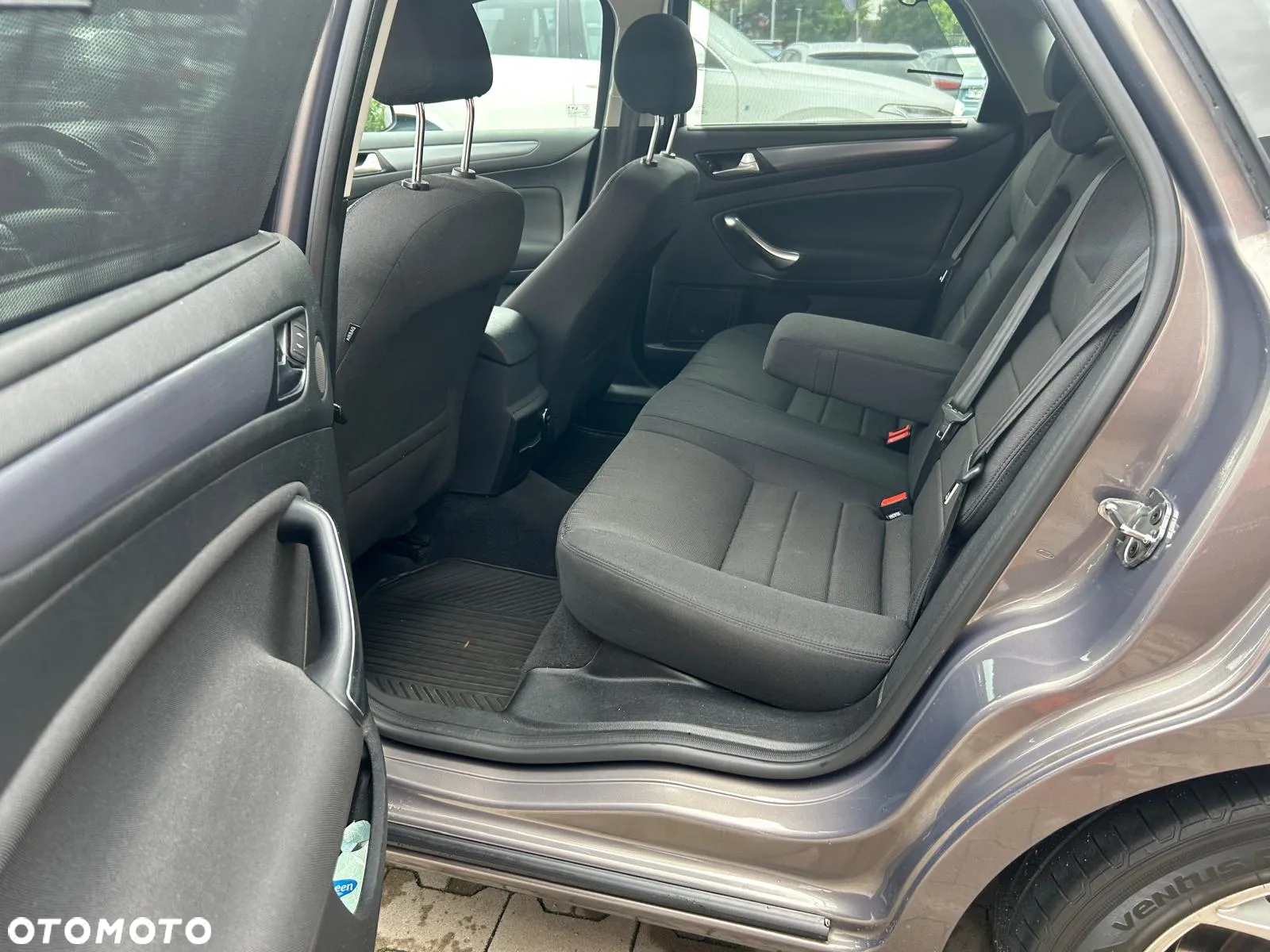 Ford Mondeo 1.6 T Silver X Plus - 18