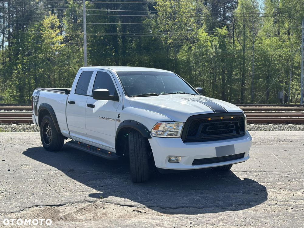 Dodge RAM 1500 5.7 4x4 - 3