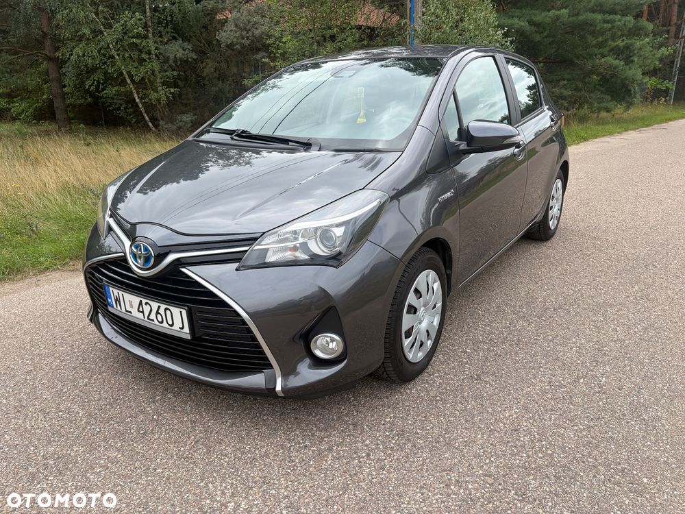 Toyota Yaris Hybrid 100 Active EU6 - 8