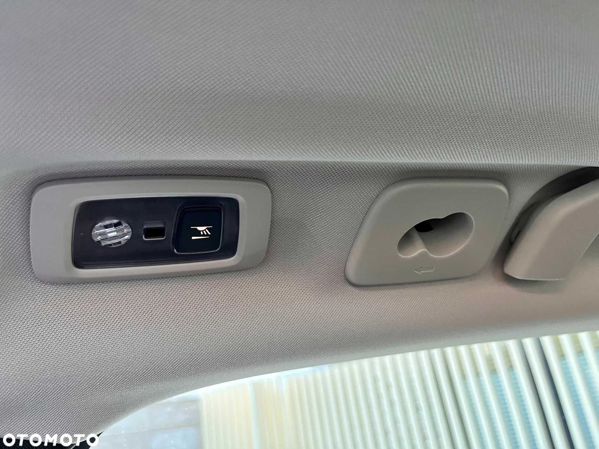 Volvo XC 60 T8 AWD Plug-In Hybrid Momentum - 30