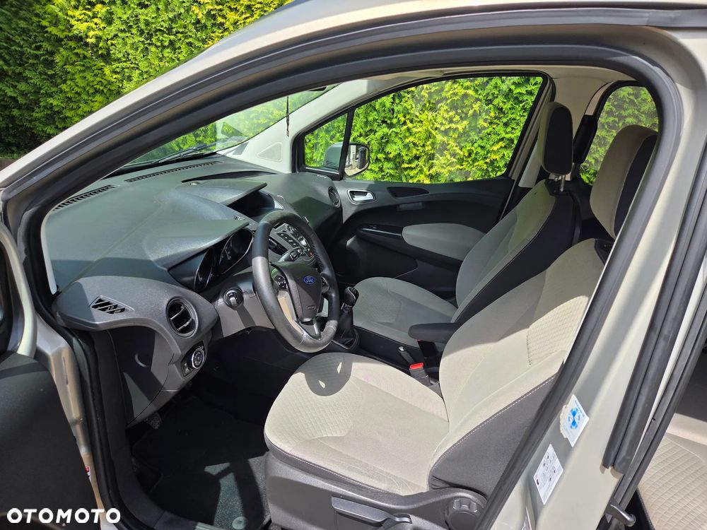 Ford Tourneo Courier 1.6 TDCi Titanium - 6