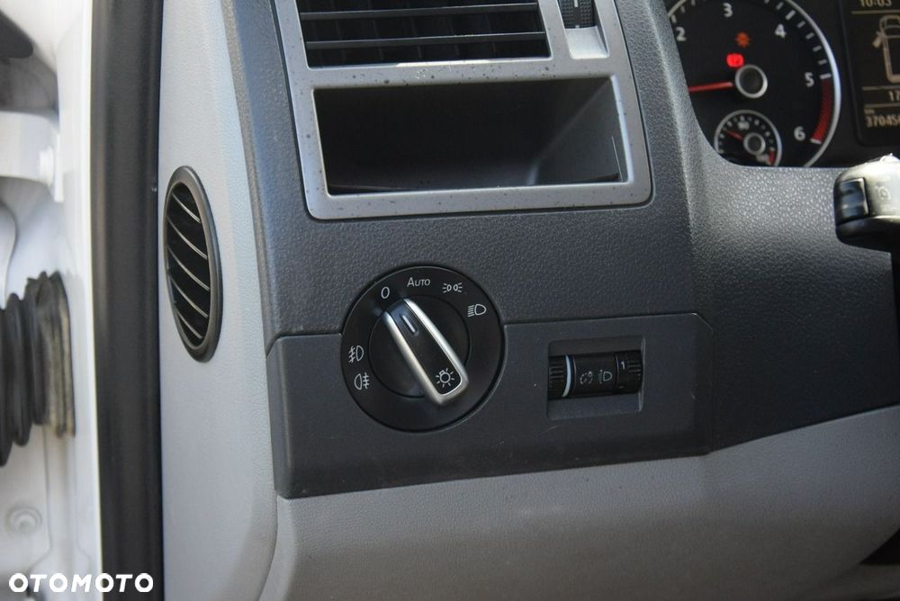 Volkswagen Inny - 40