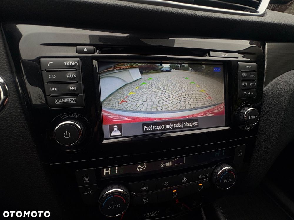 Nissan Qashqai 1.6 DIG-T N-Connecta - 16