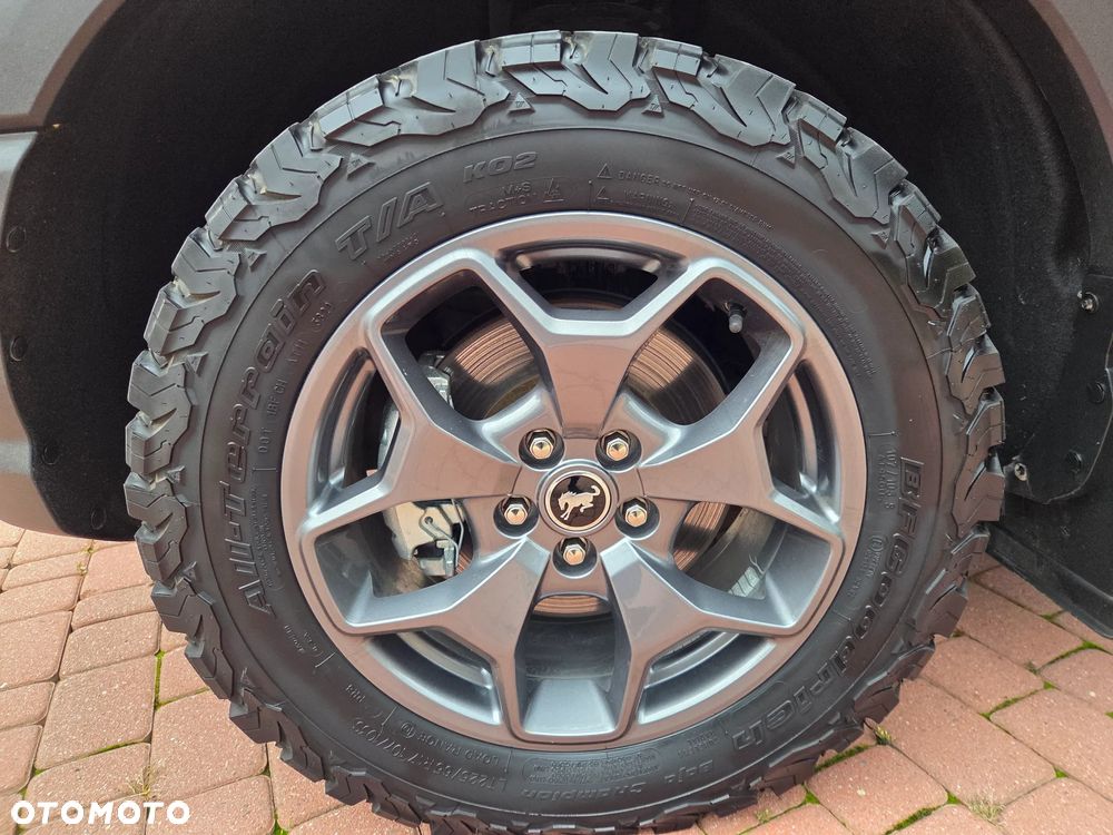 Ford Bronco - 21