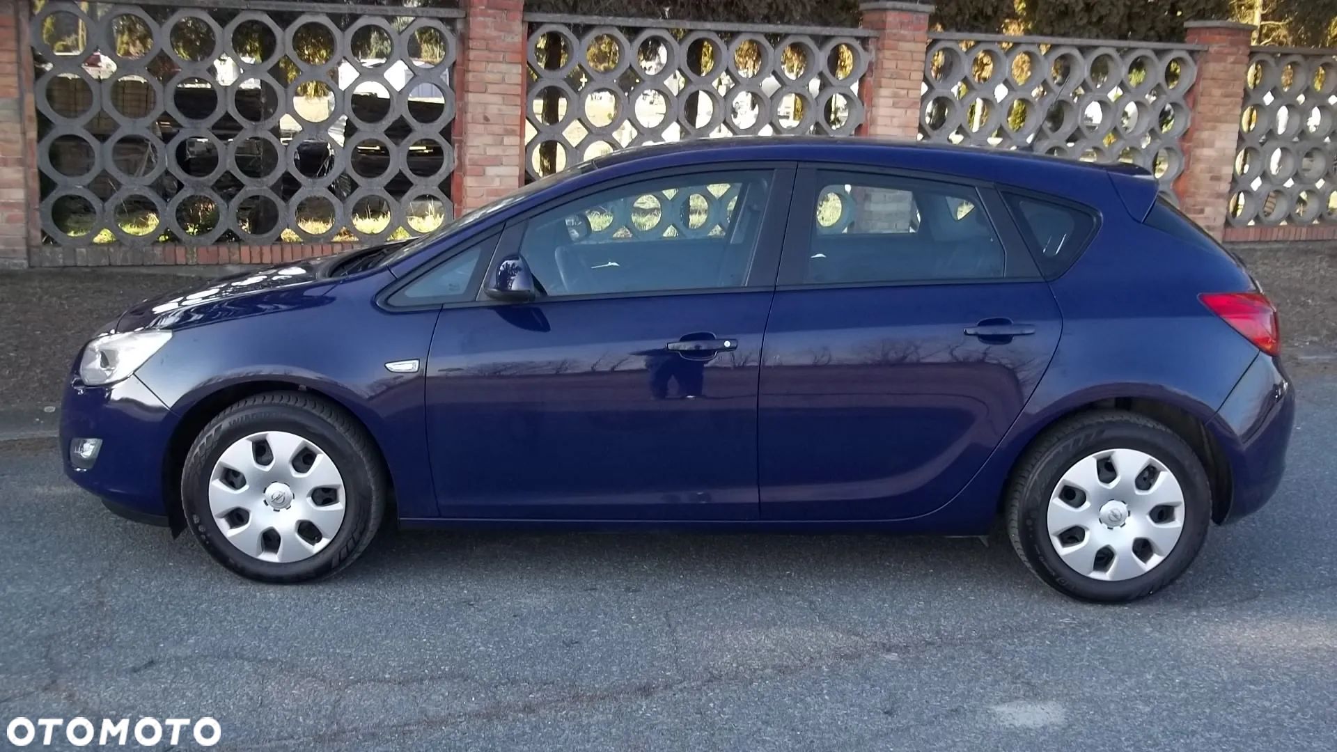 Opel Astra 1.4 Edition - 1