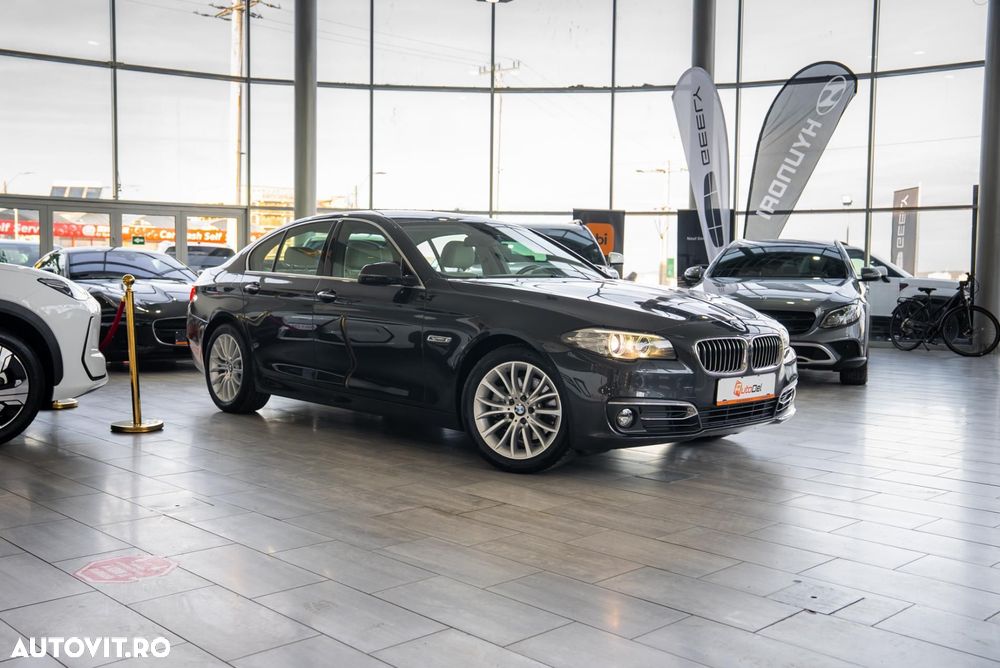 BMW Seria 5 520d Aut. Luxury Line - 24