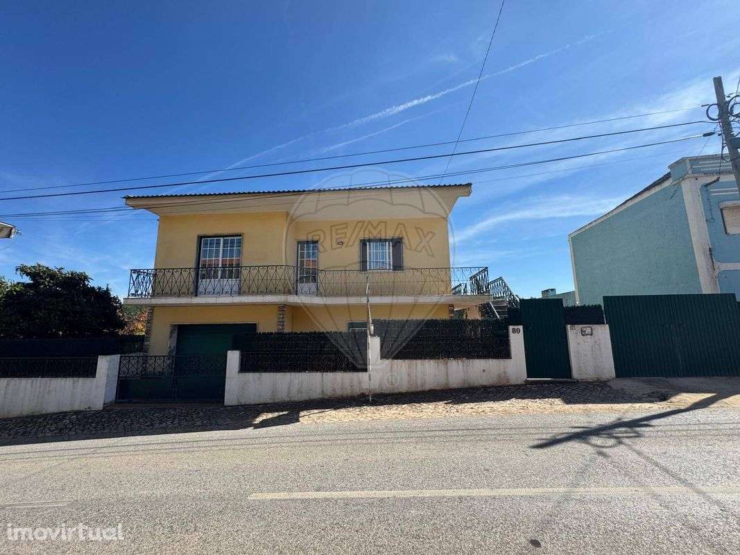 Moradia T2 para venda - Grande imagem: 2/35