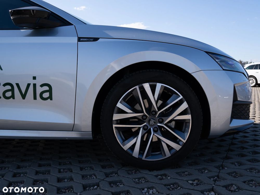 Skoda Octavia 2.0 TDI Sportline DSG - 4