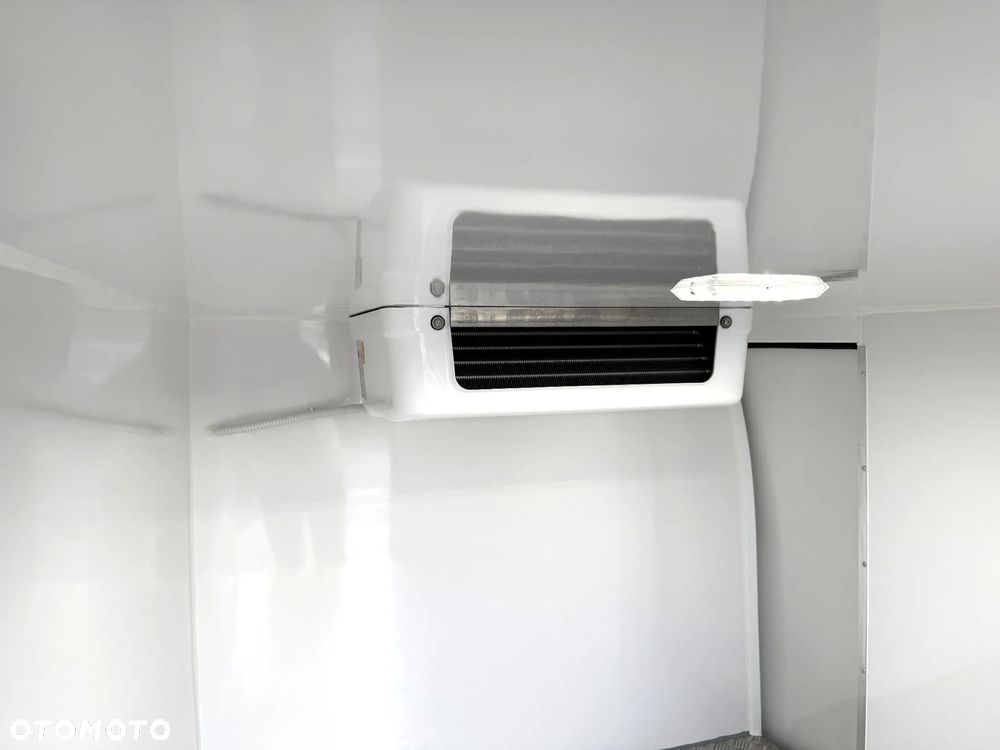 Toyota Proace City Long Izoterma z Agregatem - 11