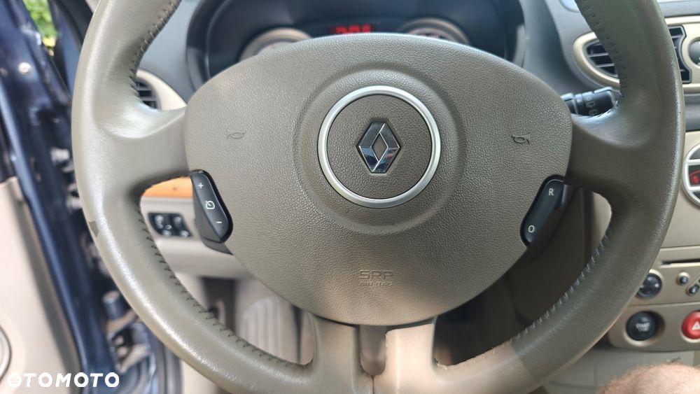 Renault Clio - 20