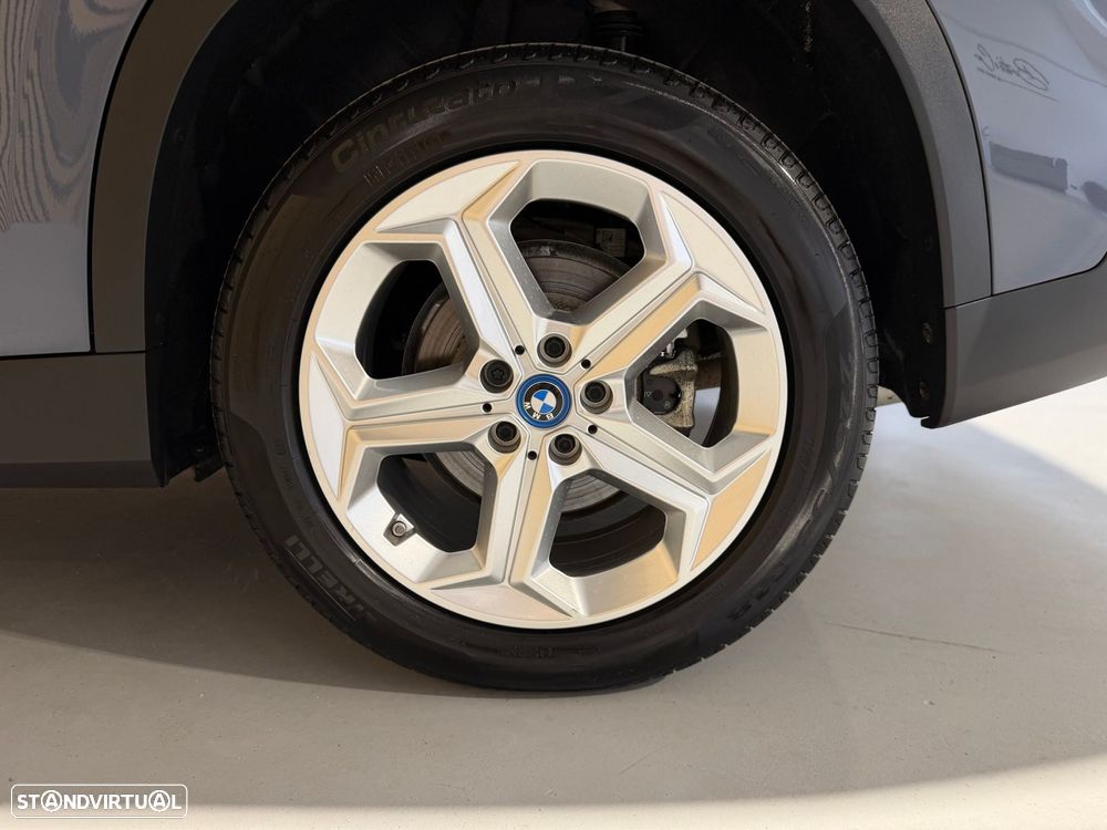 BMW X1 xDrive25e xLine - 38