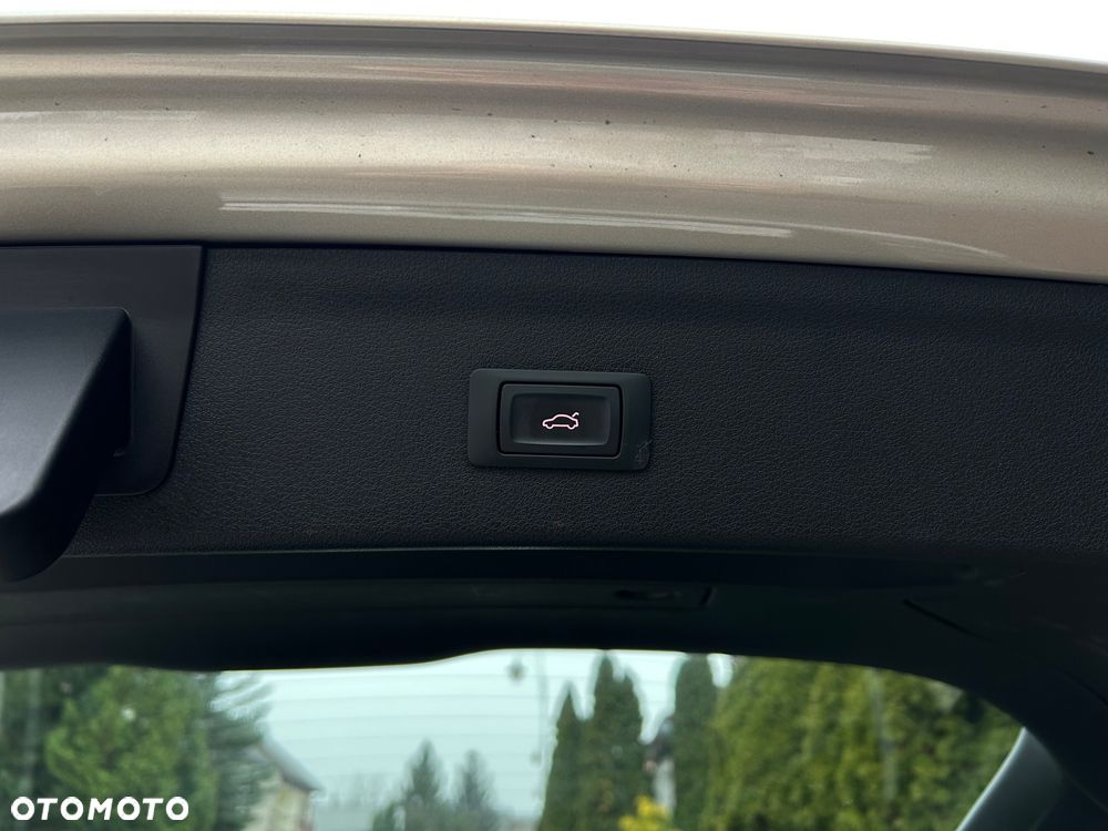 Audi Q3 1.4 TFSI S tronic - 36