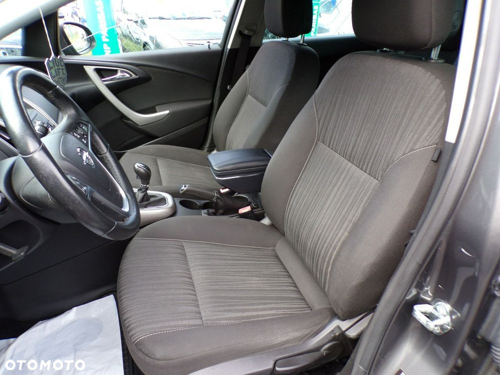 Opel Astra - 28