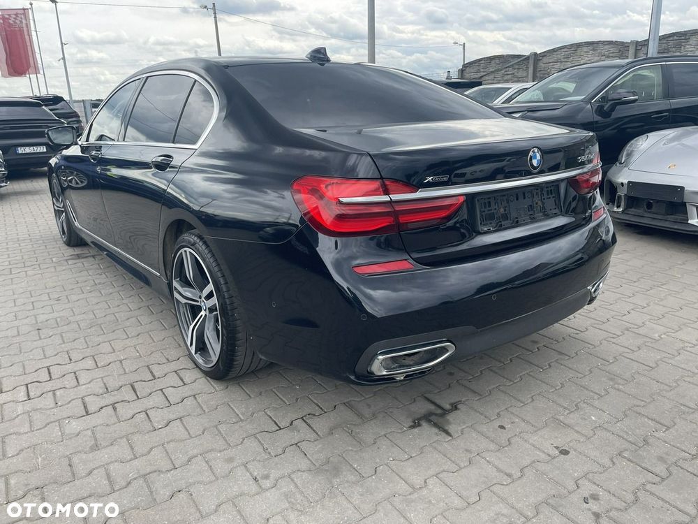 BMW Seria 7 750Ld xDrive sport - 2