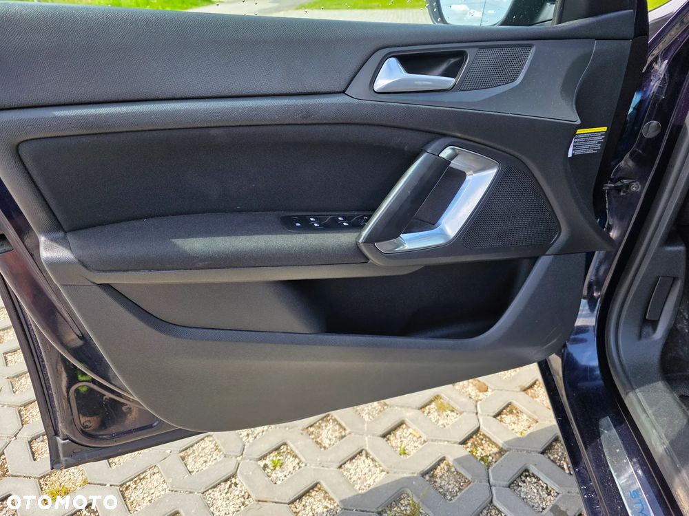 Peugeot 308 - 13