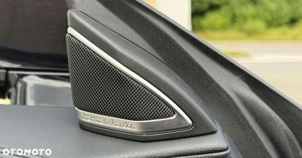 Mercedes-Benz CLS - 22