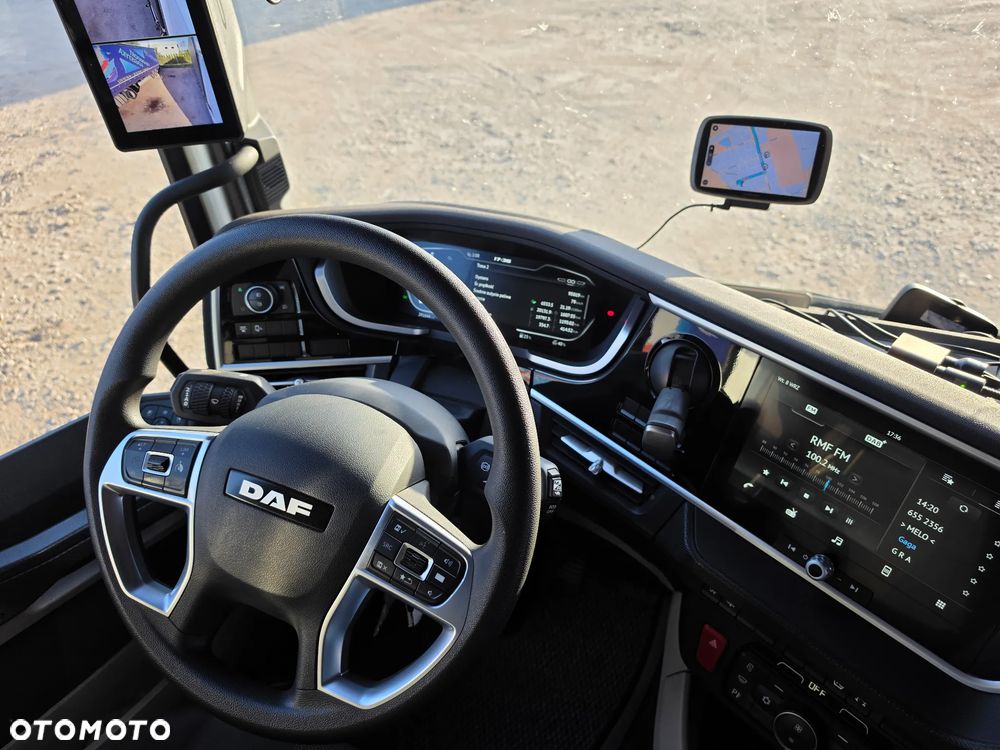 DAF XG - 8