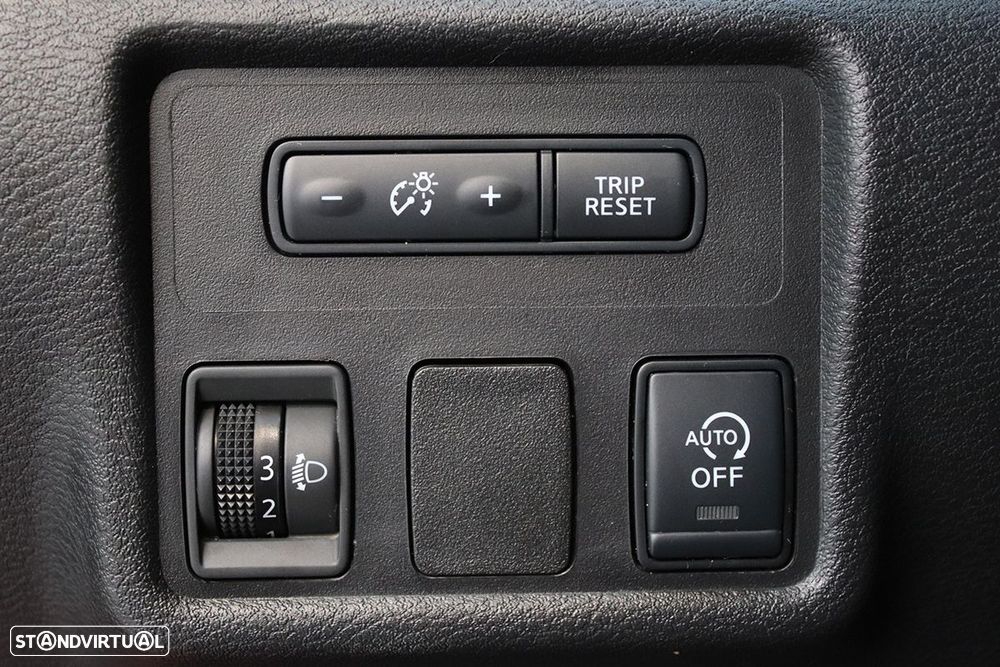 Nissan Micra 1.0 IG-T N-Design Black CVT - 17