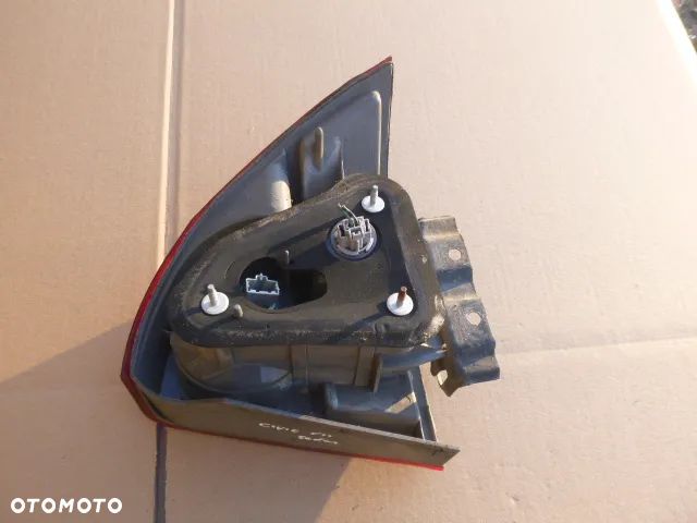 LAMPA LEWY TYŁ LEWA TYLNA HONDA CIVIC VII 5D LIFT SEDAN - 5