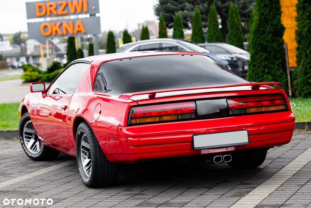 Pontiac Firebird - 8