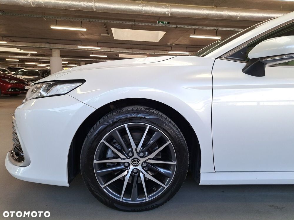 Toyota Camry 2.5 Hybrid Prestige CVT - 39